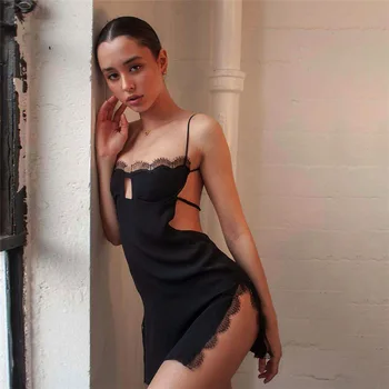 Moda Seksi Hollow Out Halter Siyah Dantel Up İnce Mini Elbise Kadın Yaz Yeni Casual Kulübü Sokak Plaj Bodycon Elbiseler